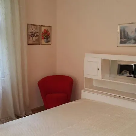 Old Mountain Centre Apartment